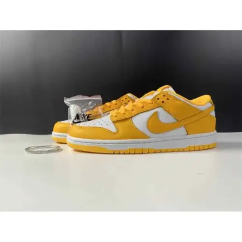 Wmns Dunk Low 'Laser Laser Orange Orange'