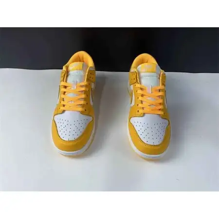 Wmns Dunk Low 'Laser Laser Orange Orange'