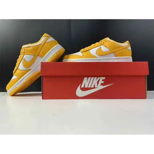 Wmns Dunk Low 'Laser Laser Orange Orange'