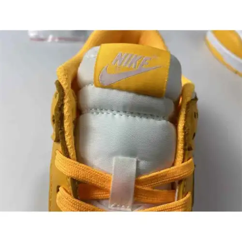 Wmns Dunk Low 'Laser Laser Orange Orange'