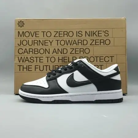 Wmns  Black White Dunk Low Next Nature 'Black White'