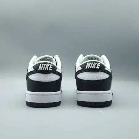 Wmns  Black White Dunk Low Next Nature 'Black White'