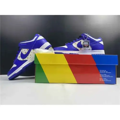 Supreme x Dunk Low OG SB QS Hyper Royal 'Hyper Royal'