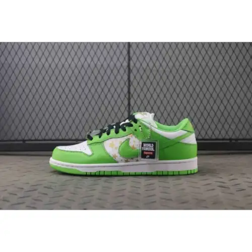 Supreme x Dunk Low OG SB QS Mean Green 'Mean Green'