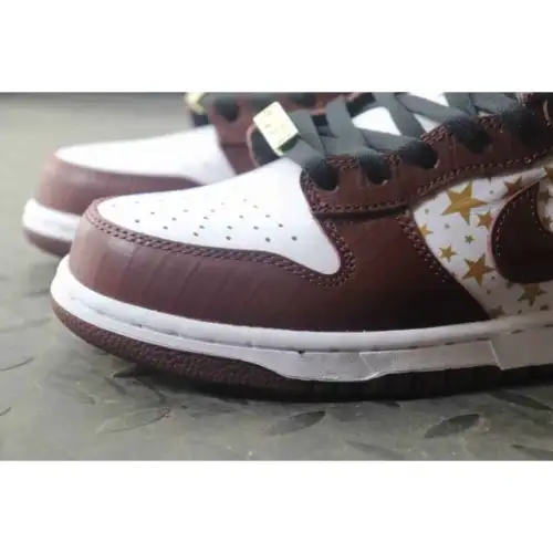 Supreme x Dunk Low OG SB QS 'Barkroot Dunk Low SB Brown'