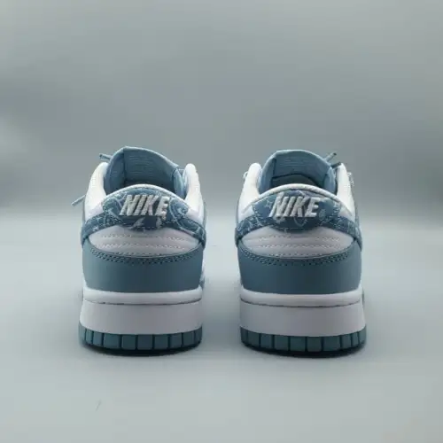 Wmns Dunk Low Dunk Low 'Blue Paisley'