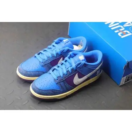 Undefeated x Dunk Low SP '5 On It'