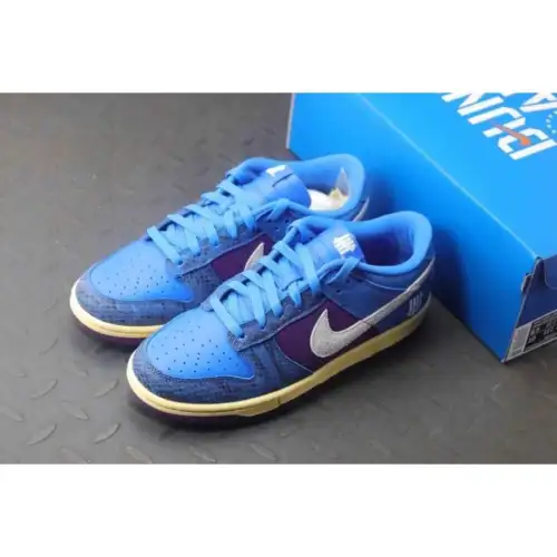 Undefeated x Dunk Low SP '5 On Dunk Low It'