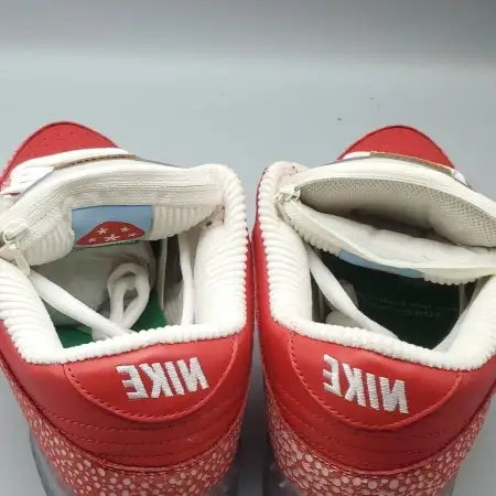 Stingwater x Dunk Dunk Low SB 'Magic Mushroom'