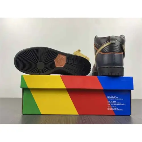 Gundam x Dunk High SB 'Project Unicorn - Banshee Dunk High SB Norn'