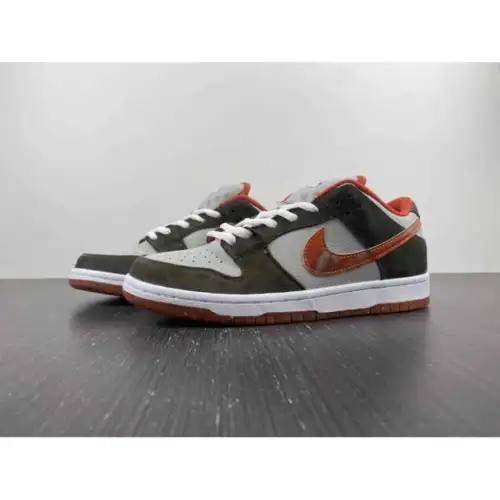 Crushed D.C. x Dunk Dunk Low SB