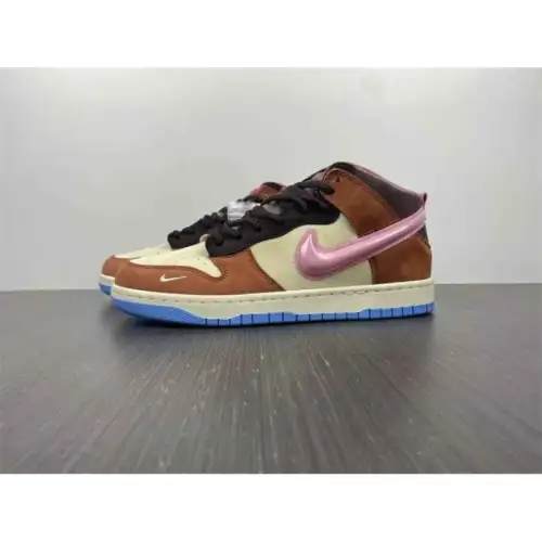 Social Status x Dunk Mid Dunk Mid 'Chocolate Milk'
