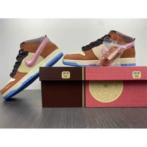 Social Status x Dunk Mid Dunk Mid 'Chocolate Milk'