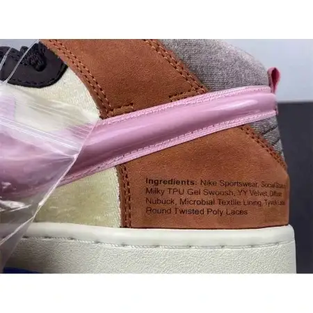 Social Status x Dunk Mid Dunk Mid 'Chocolate Milk'