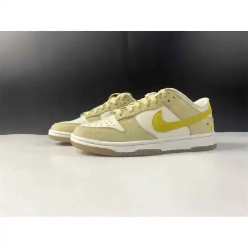 Wmns Lemon Drop Dunk Low 'Lemon Drop'