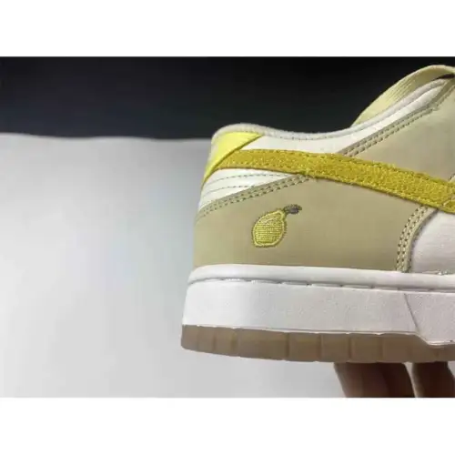 Wmns Lemon Drop Dunk Low 'Lemon Drop'
