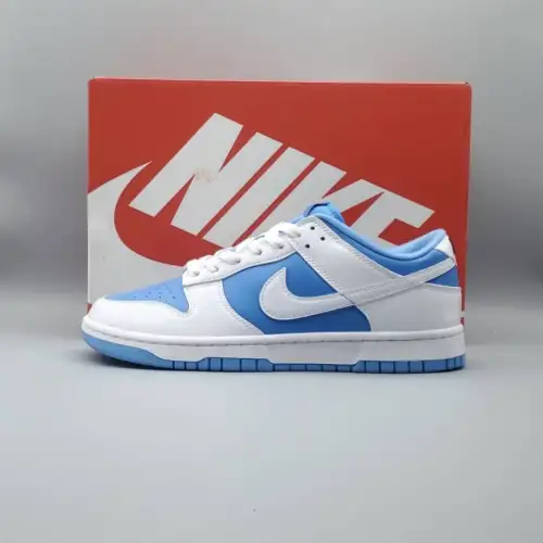Wmns Dunk Low 'Reverse UNC' 