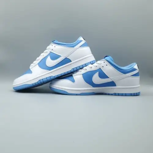 Wmns Dunk Low 'Reverse UNC' 