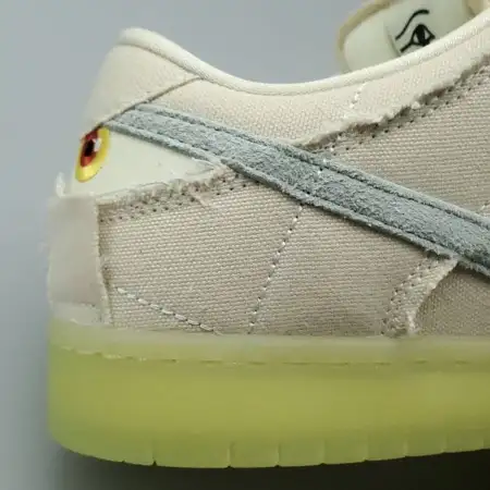 Dunk Dunk Low SB 'Mummy'