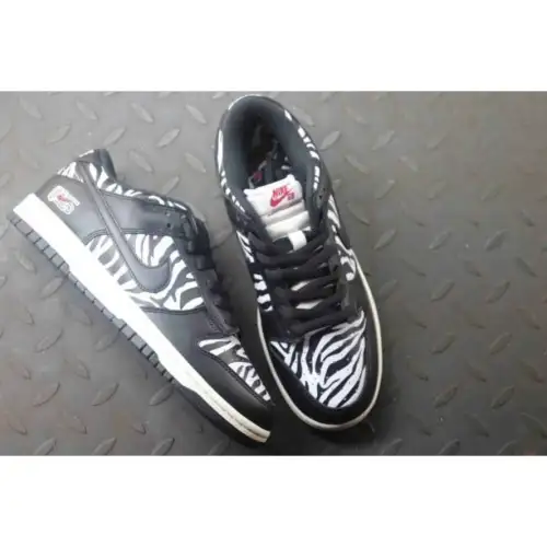Quartersnacks x Dunk Little Debbie’s Zebra Cakes Low SB 'Little Debbie’s Zebra Cakes'