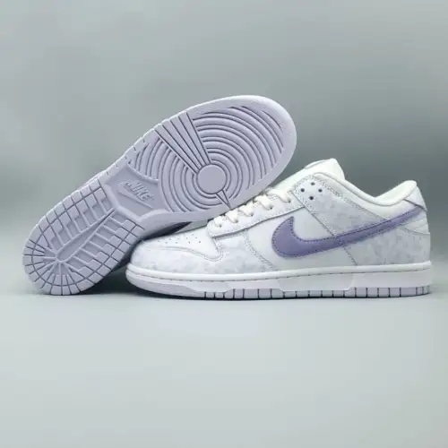 Wmns Dunk Low Dunk OG 'Purple Pulse'