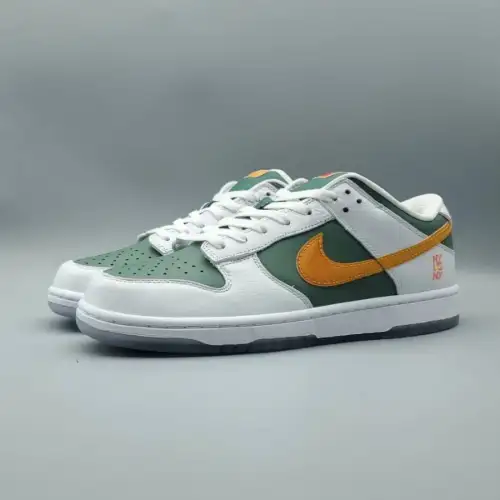 Dunk Low 'NY Dunk vs NY'