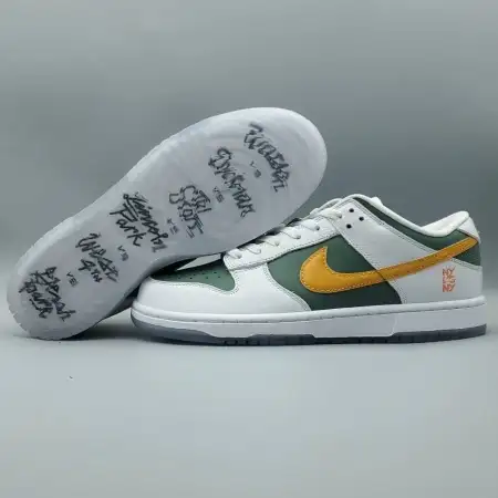 Dunk Low 'NY Dunk vs NY'