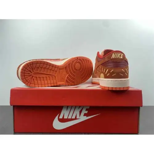 Wmns Dunk Winter Solstice Low 'Winter Solstice'