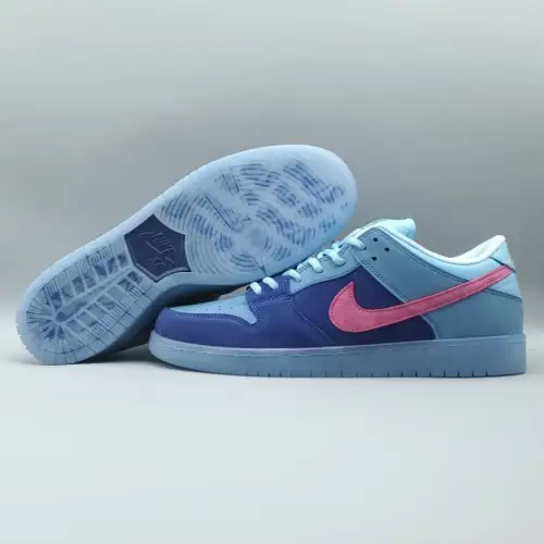 Run The  4 20 Jewels x Dunk Low SB '4 20'