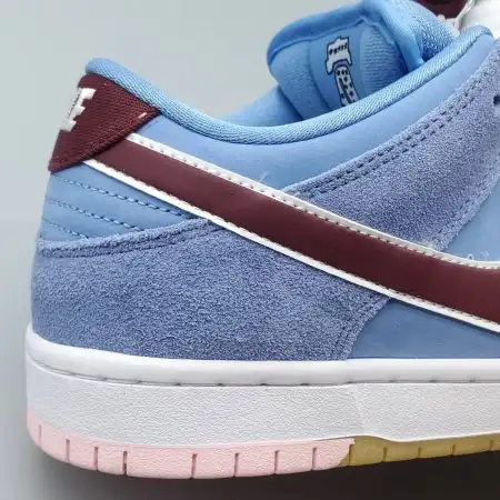 Dunk Low Premium SB  Dunk Low SB 'Philadelphia Phillies'