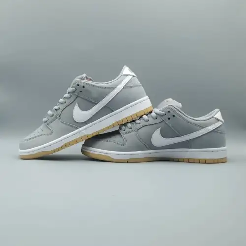 Dunk Low Pro Wolf Grey Gum ISO SB 'Wolf Grey Gum'