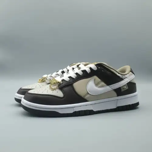 Wmns Dunk Light Orewood Brown Low 'Light Orewood Brown'