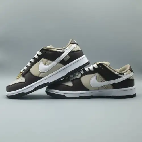 Wmns Dunk Light Orewood Brown Low 'Light Orewood Brown'