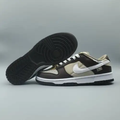 Wmns Dunk Light Orewood Brown Low 'Light Orewood Brown'