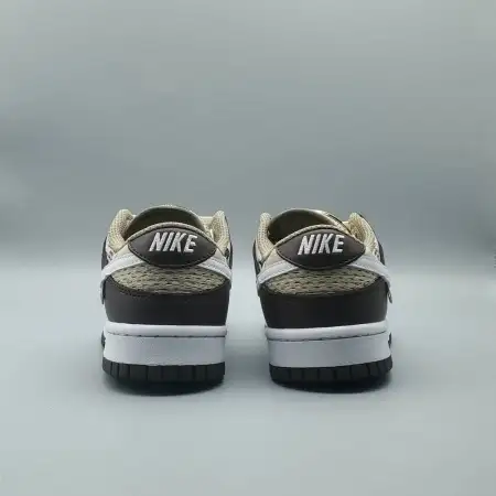 Wmns Dunk Light Orewood Brown Low 'Light Orewood Brown'