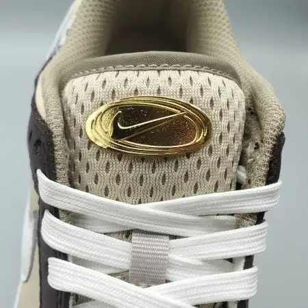 Wmns Dunk Light Orewood Brown Low 'Light Orewood Brown'