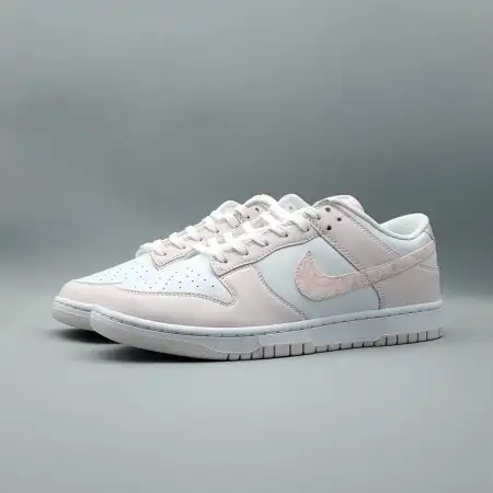 Wmns Dunk Low 'Pink Paisley' 3D8693