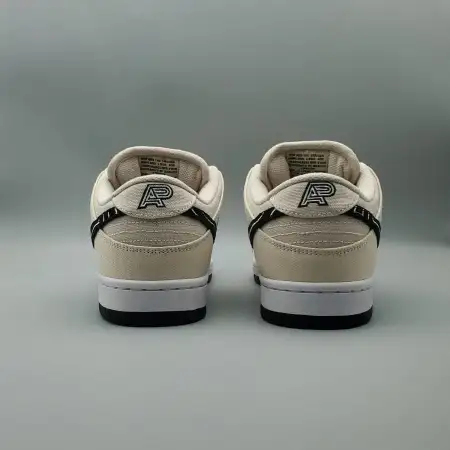 Albino & Preto x Jiu-Jitsu Dunk Low SB 'Jiu-Jitsu'