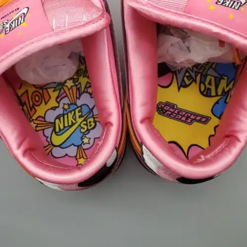 The Powerpuff Girls x Dunk Low Pro SB Dunk Low SB QS 'Blossom'