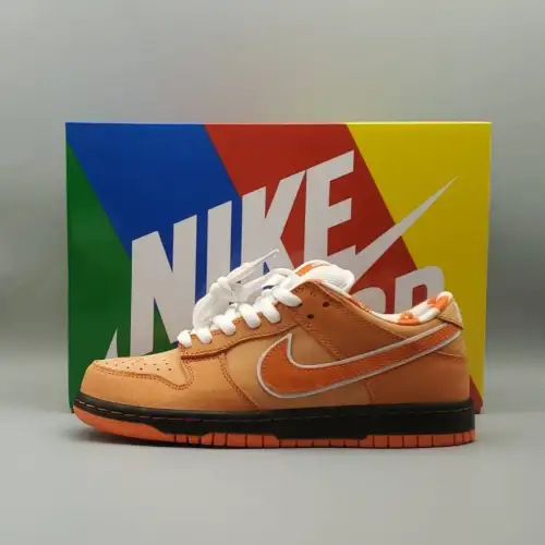 Concepts  Dunk Low SB x Dunk Low SB 'Orange Lobster'