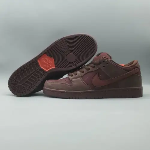 Dunk Low Premium Dunk Low SB SB 'City of Love Collection - Burgundy Crush'