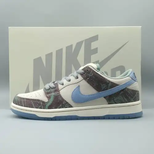 Crenshaw Skate Dunk Club x Dunk Low SB