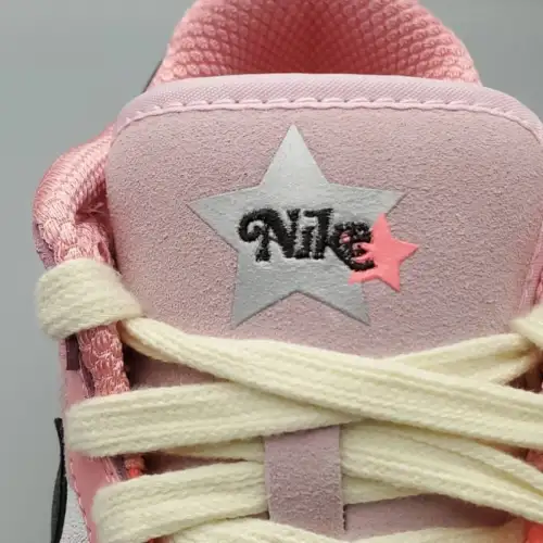 Wmns Dunk Low LX 'Barbie'