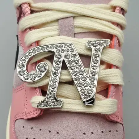 Wmns Dunk Low LX 'Barbie'