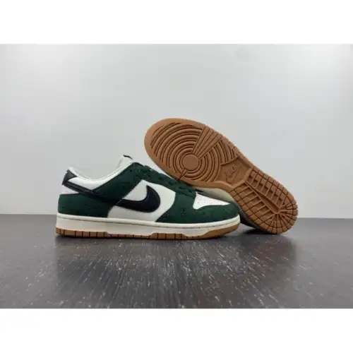 Wmns Dunk Low 'Green Green Snake Snake'