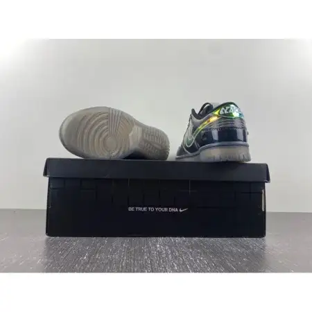 Dunk Low 'Be True to Your DNA Dunk - Grey'