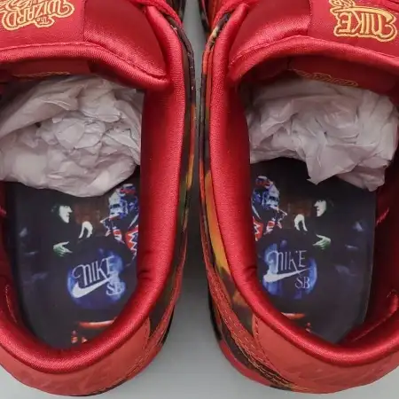 The Wizard of Oz x Dunk Low The Wizard of Oz SB 'Poppy Field'