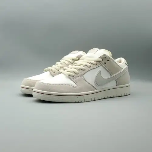 Dunk Low Premium SB 'City of Love Collection Dunk - Light Bone'