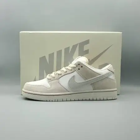 Dunk Low Premium SB 'City of Love Collection Dunk - Light Bone'