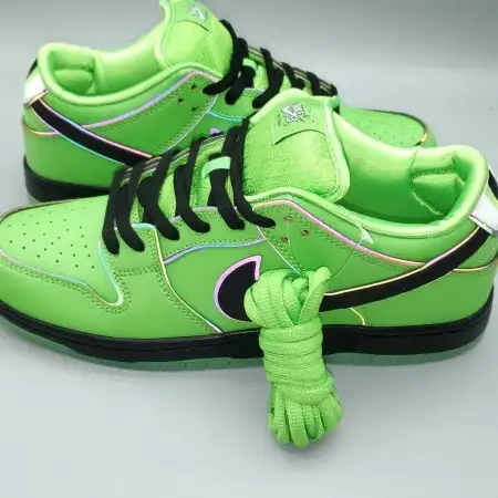 The Powerpuff Girls x Dunk  Buttercup Low Pro SB QS 'Buttercup'